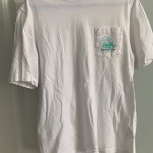 Vineyard vines tee
